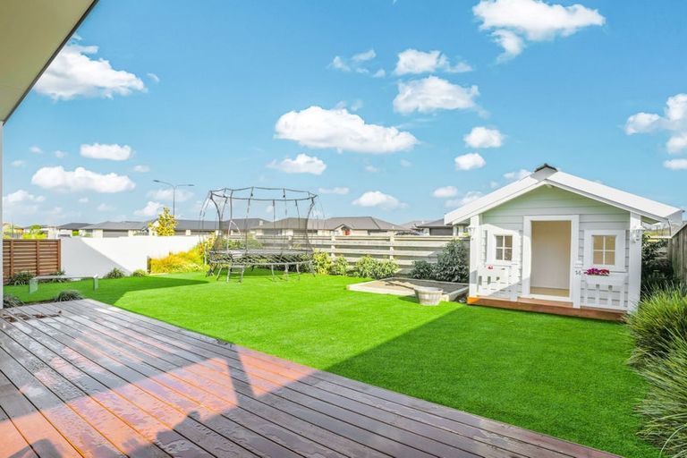 Photo of property in 14 Claw Place, Rolleston, 7615