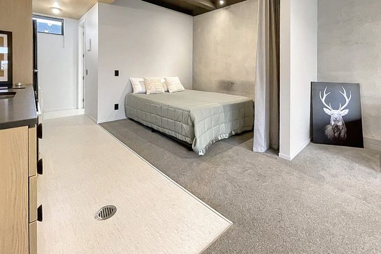 Photo of property in Vedado Apartments, 407/41u Hopper Street, Mount Cook, Wellington, 6011