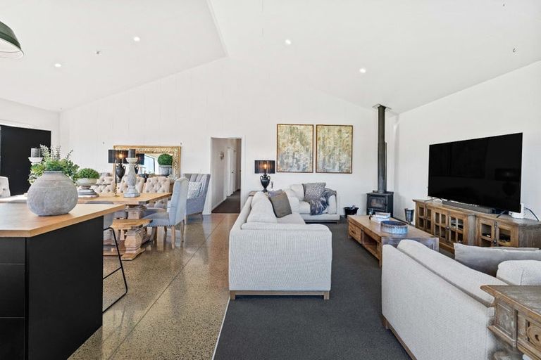Photo of property in 8 Paparoa Road, Mangapai, Whangarei, 0178