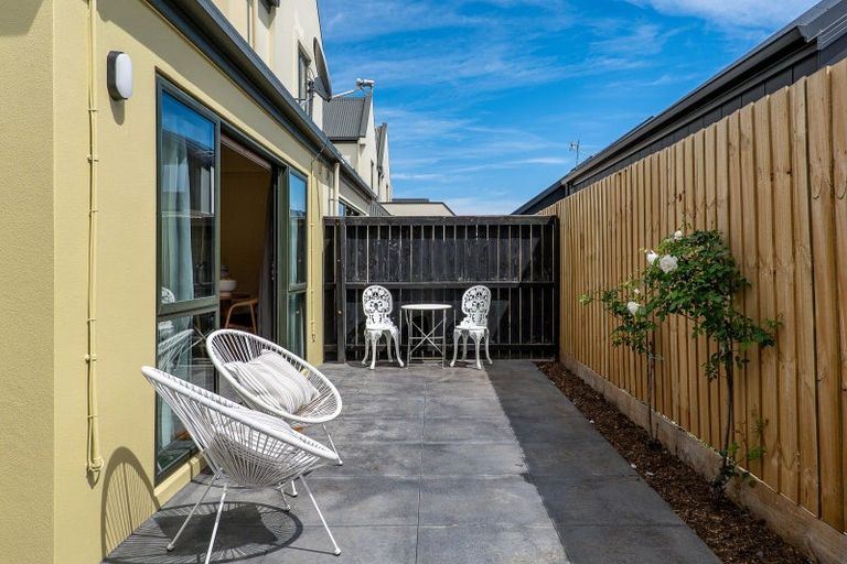 Photo of property in 32 Peverel Street, Riccarton, Christchurch, 8041