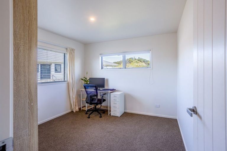 Photo of property in 11 Northcoast Place, Mangawhai Heads, Mangawhai, 0505