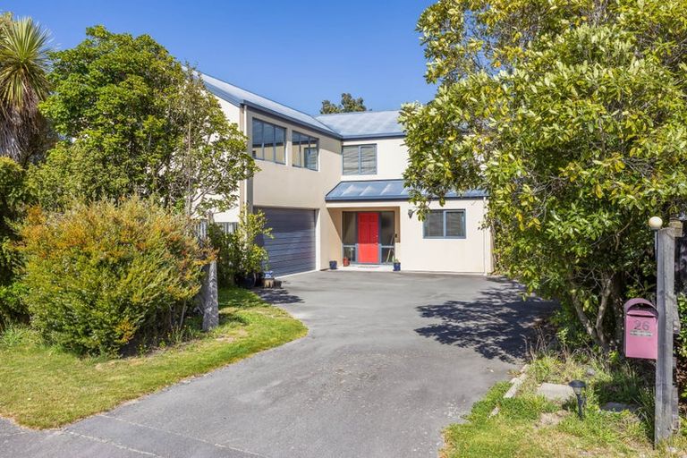 Photo of property in 26 Highcrest Heights, Westmorland, Christchurch, 8025