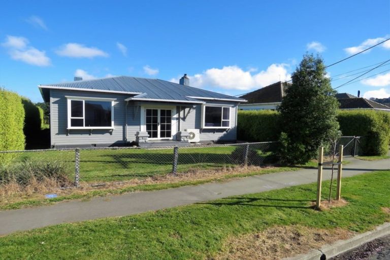Photo of property in 19 Teviot Street, Oamaru North, Oamaru, 9400