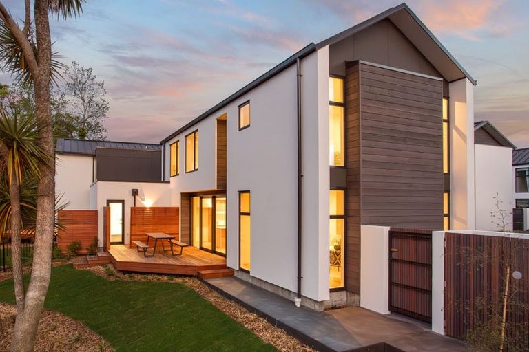 Photo of property in 54a Innes Road, St Albans, Christchurch, 8052