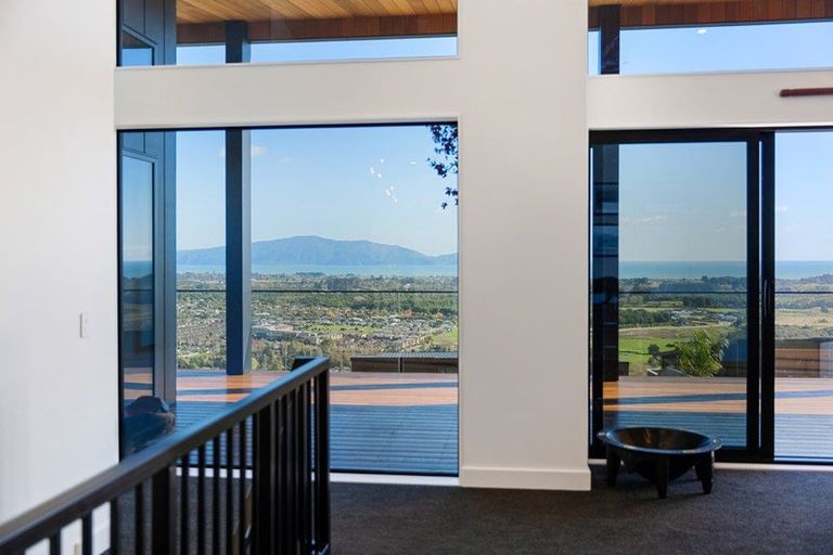Photo of property in 8 Whio Place, Waikanae, 5036