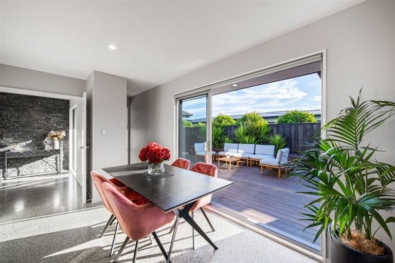 Photo of property in 73 Dynes Road, Rolleston, 7615