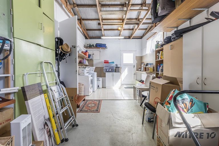 Photo of property in 2a Wilfred Street, Tawa, Wellington, 5028