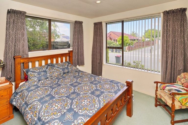 Photo of property in 2/6 Leith Place, Spreydon, Christchurch, 8024