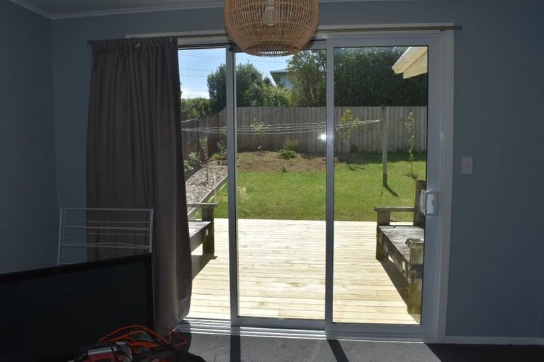 Photo of property in 9 Pomare Place, Spotswood, New Plymouth, 4310