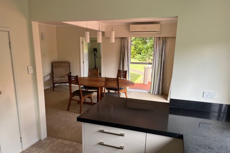 Photo of property in 6 Nea Place, Hillcrest, Auckland, 0627