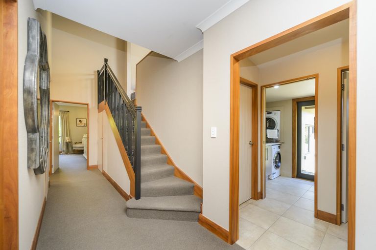 Photo of property in 443 Stoney Creek Road, Kelvin Grove, Palmerston North, 4470