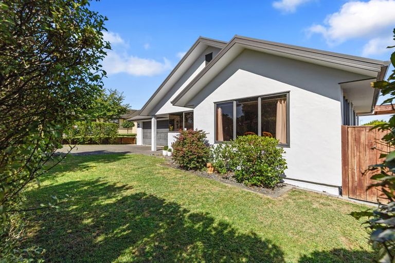 Photo of property in 16 Portobello Way, Huntington, Hamilton, 3210