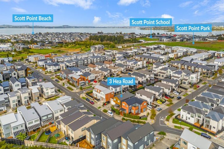 Photo of property in 3 Hea Road, Hobsonville, Auckland, 0616