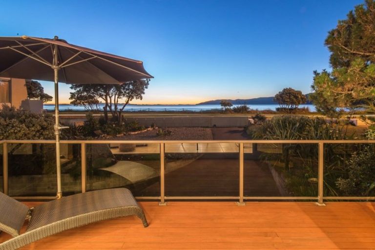 Photo of property in 82 Marine Parade, Paraparaumu Beach, Paraparaumu, 5032