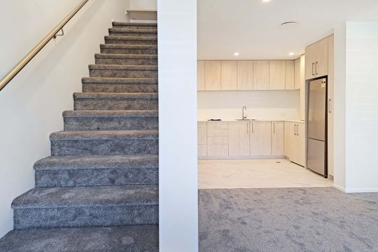 Photo of property in 3/10 Rainey Grove, Taita, Lower Hutt, 5011