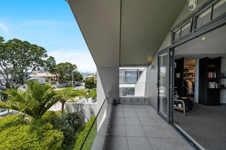 Photo of property in 11 Audrey Road, Takapuna, Auckland, 0620