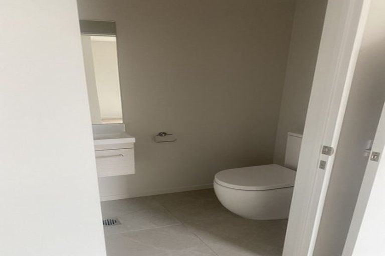 Photo of property in 14 Fairhall Street, Rolleston, 7615