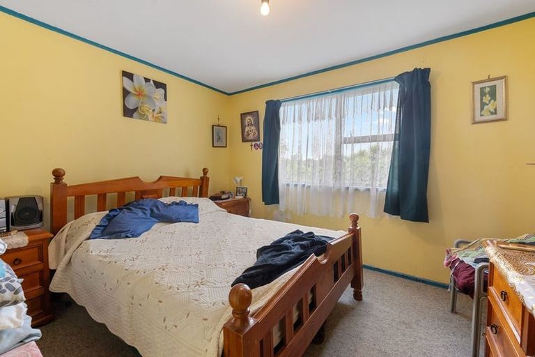 Photo of property in 4 Burlington Place, Manurewa, Auckland, 2102