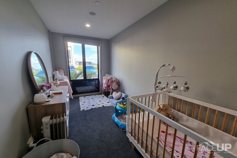 Photo of property in 104/2 Launch Road, Hobsonville, Auckland, 0616