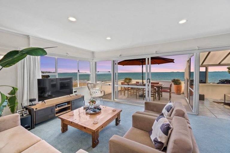 Photo of property in 58 Rothesay Bay Road, Rothesay Bay, Auckland, 0630