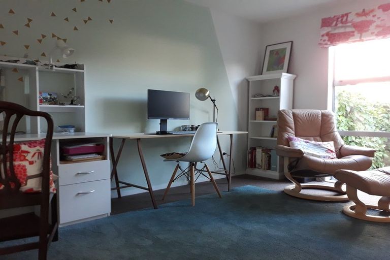 Photo of property in 2/30 Eversleigh Street, St Albans, Christchurch, 8014