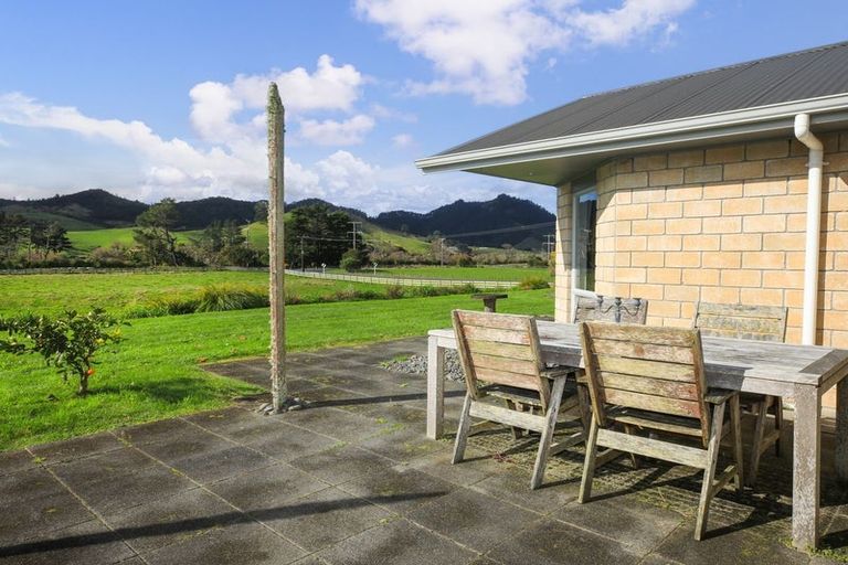 Photo of property in 10 Parker Road, Huntly, 3771