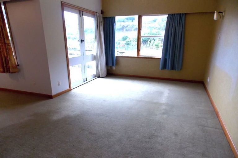 Photo of property in 40 South Karori Road, Karori, Wellington, 6012