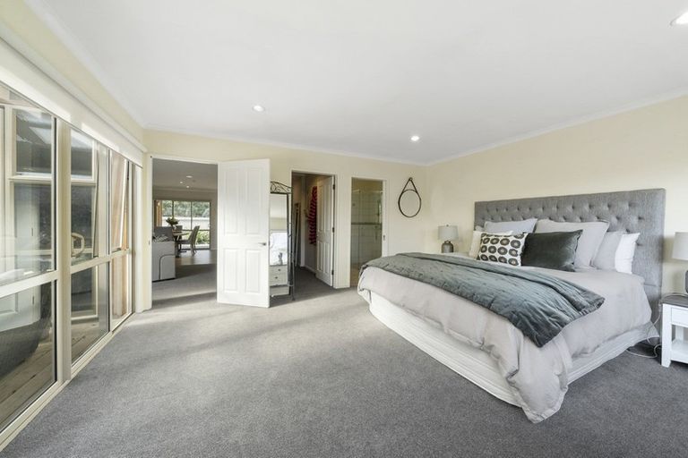 Photo of property in 218 Mazengarb Road, Paraparaumu, 5032