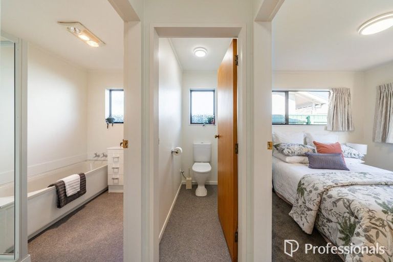 Photo of property in 65 Totara Crescent, Woburn, Lower Hutt, 5011