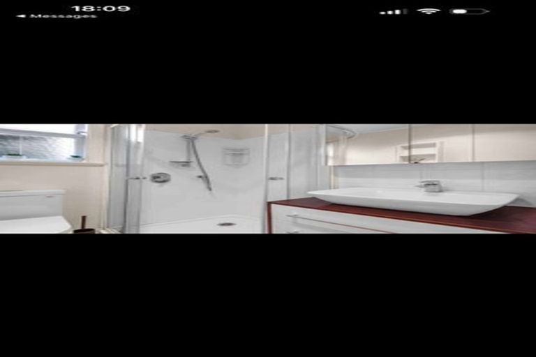 Photo of property in 5 Guildford Street, Burnside, Christchurch, 8053