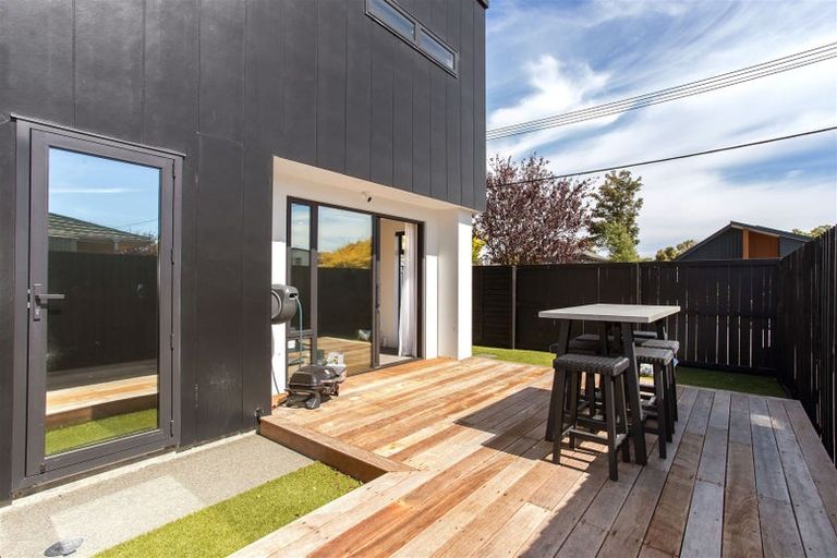 Photo of property in 16a Champion Street, Edgeware, Christchurch, 8013