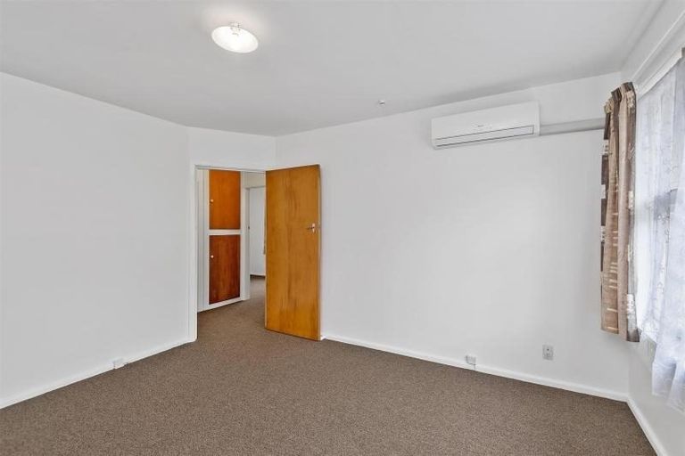 Photo of property in 82 Linwood Avenue, Linwood, Christchurch, 8011