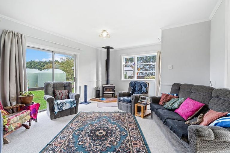 Photo of property in 40 Garth Road, Levin, 5571