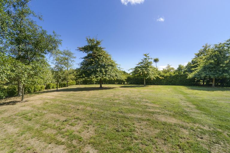 Photo of property in 443 Stoney Creek Road, Kelvin Grove, Palmerston North, 4470