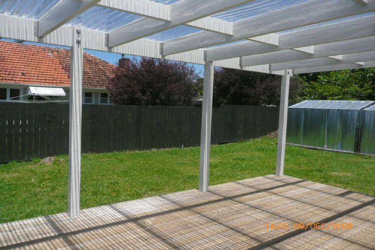 Photo of property in 74 Forest Hill Road, Henderson, Auckland, 0612