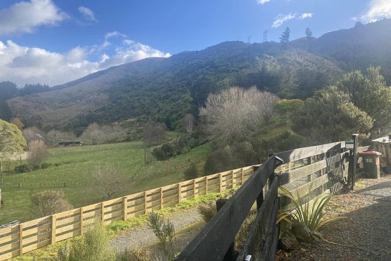 Photo of property in 752 Moonshine Hill Road, Moonshine Valley, Porirua, 5381