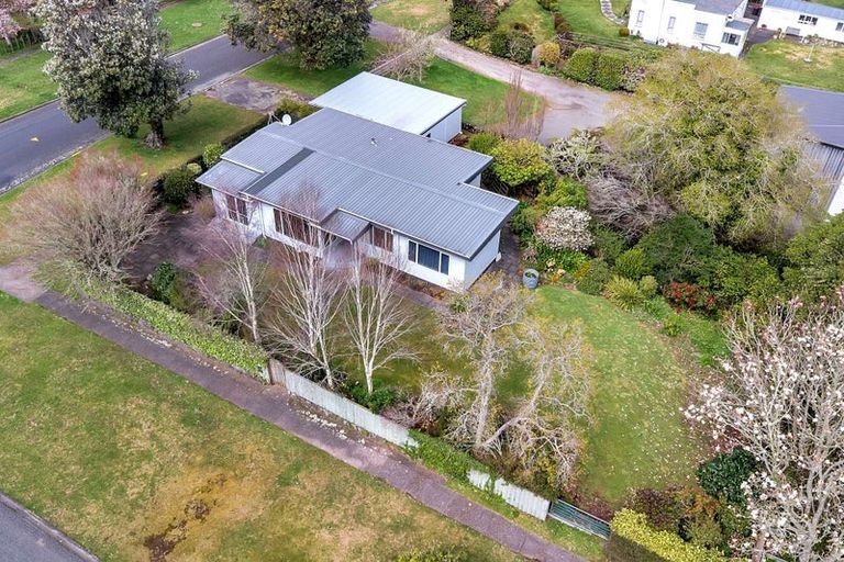 Photo of property in 35 Seyton Street, Stratford, 4332