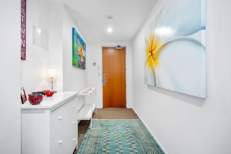 Photo of property in 6 Durham Street, Tauranga, 3110