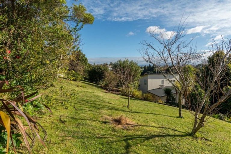 Photo of property in 64 Little John Drive, Bellevue, Tauranga, 3110