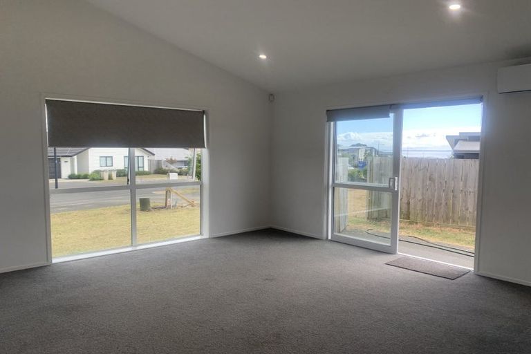 Photo of property in 3 Mutetai Road, Clarks Beach, 2122