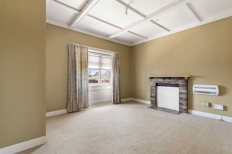 Photo of property in 20 Seabrook Avenue, New Lynn, Auckland, 0600