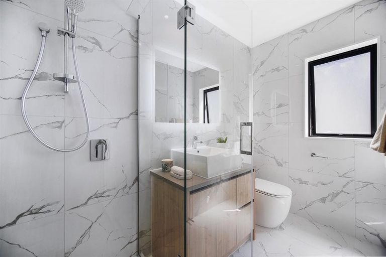 Photo of property in 165 Grove Road, Papakura, 2110