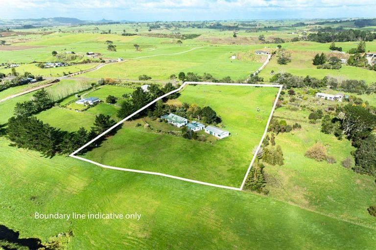 Photo of property in 290 Notorious Road West, Mahuta, Dargaville, 0371