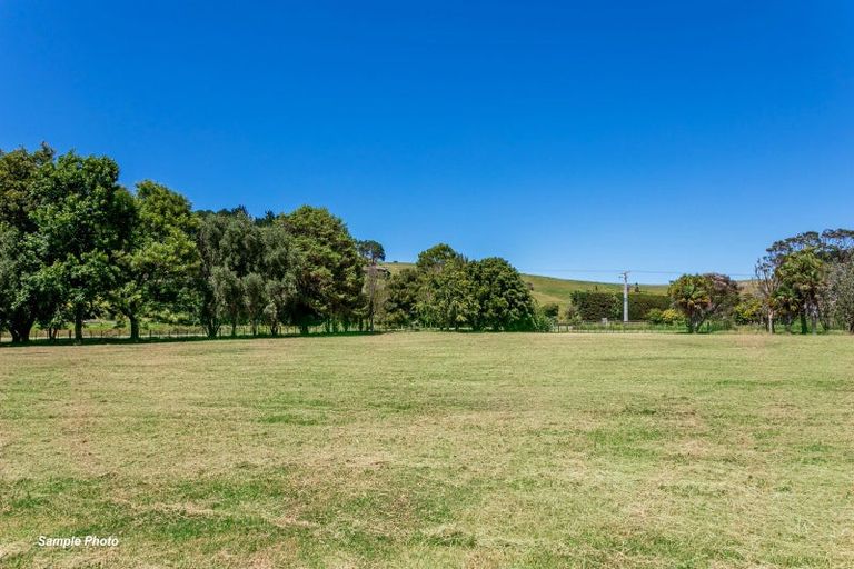 Photo of property in 33 Orua Lane, Hot Water Beach, Whitianga, 3591