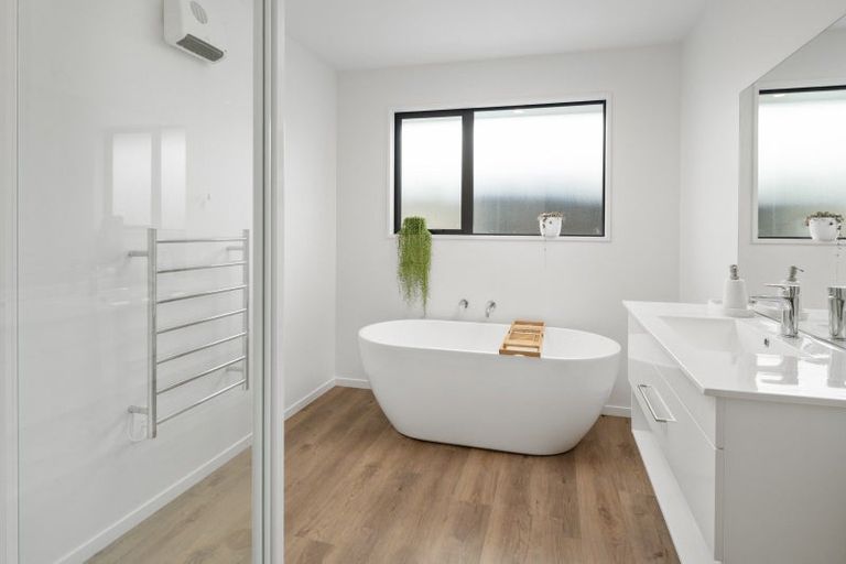 Photo of property in 11 Caproni Road, Burleigh, Blenheim, 7201