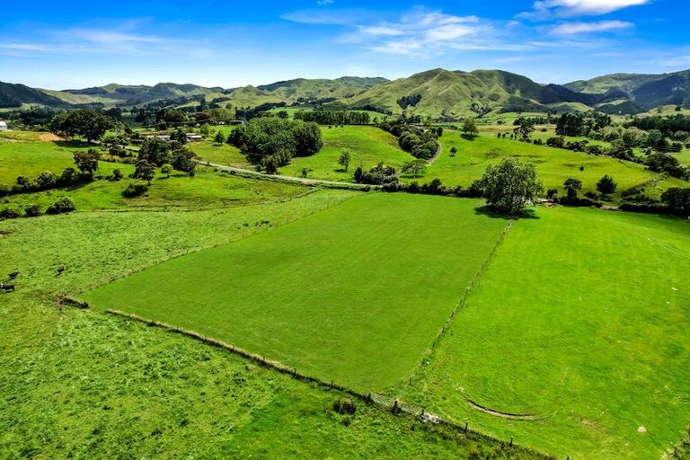 Photo of property in 115 Rawhiti Road, Pukerua Bay, 5026