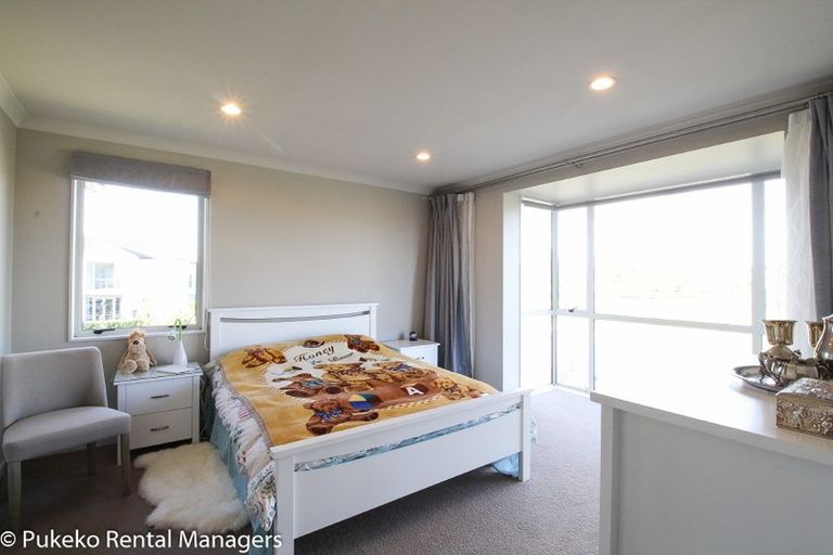 Photo of property in 28 Kuaka Drive, Takanini, 2112