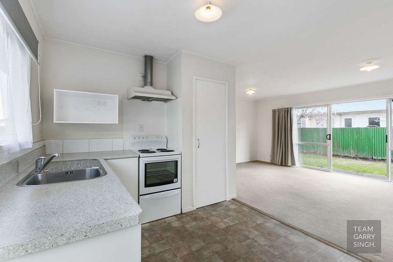 Photo of property in 3a Woodside Road, Manurewa, Auckland, 2102