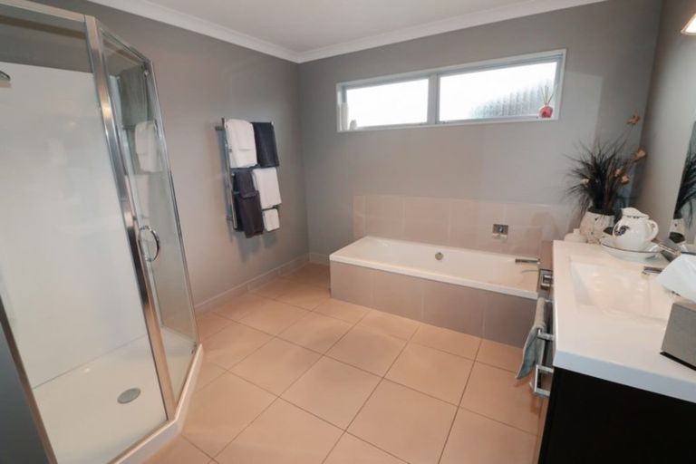 Photo of property in 134 Guy Street, Dannevirke, 4930