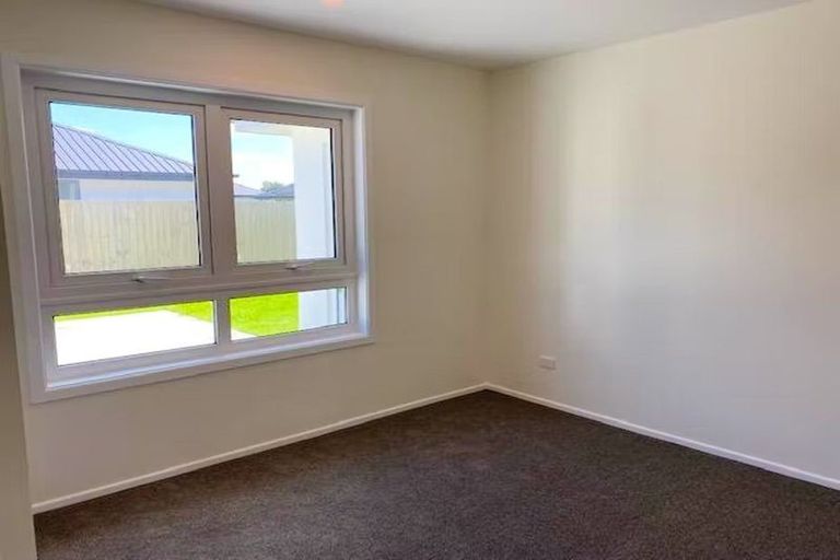 Photo of property in 19a Lewis Crescent, Rolleston, 7614